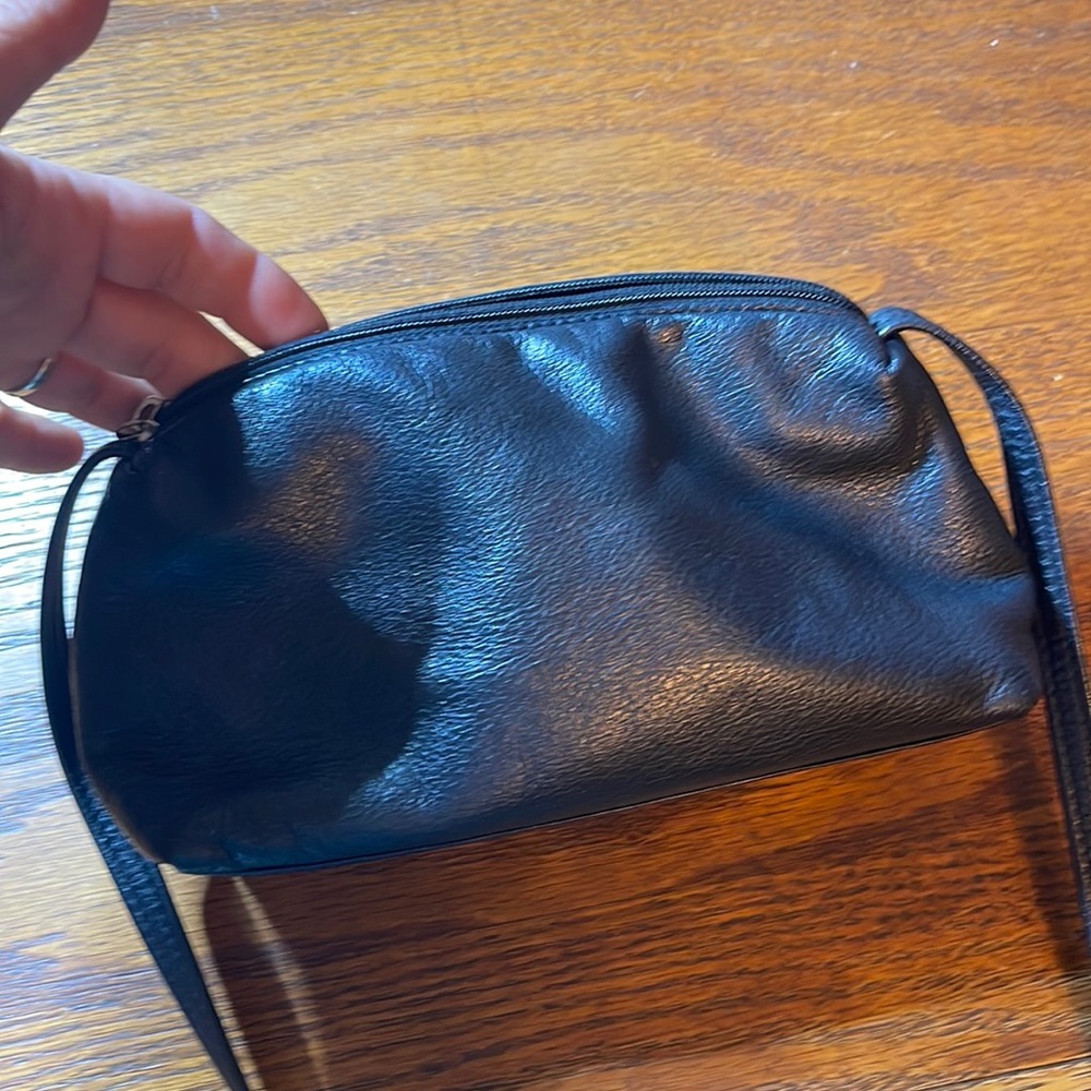 Stone Mountain black crossbody